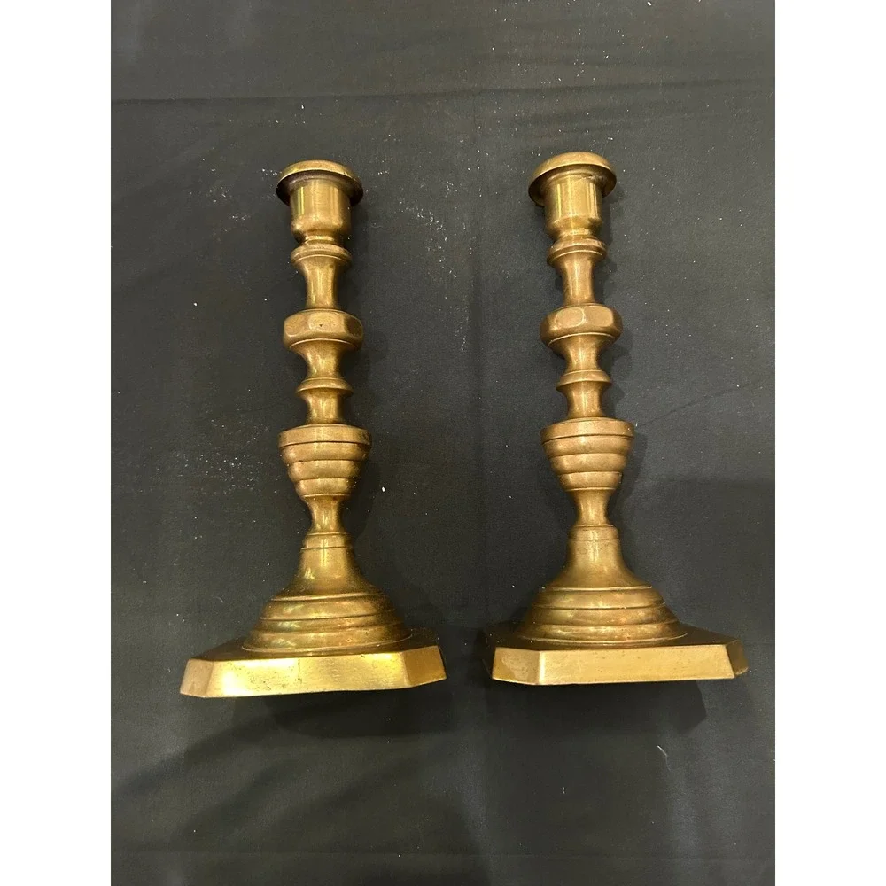 Pair Heavy Solid Brass Candlestick Holders Vintage Turned Colonial Style 8.5